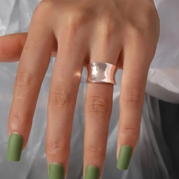 Jewelry - Elegant Rose Gold Cuff Ring Adjustable